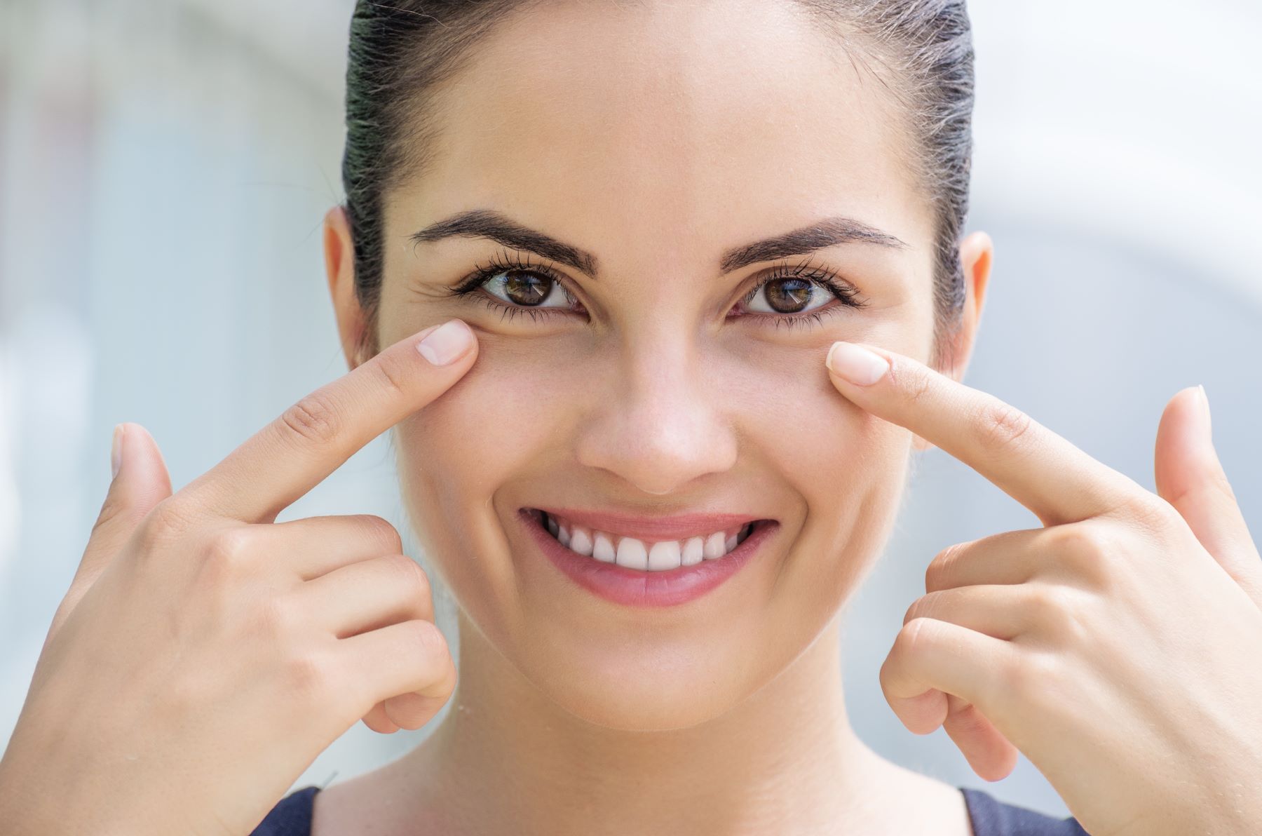 EMFACE Eyes vs. Traditional Undereye Treatments: Which Is Right for You?